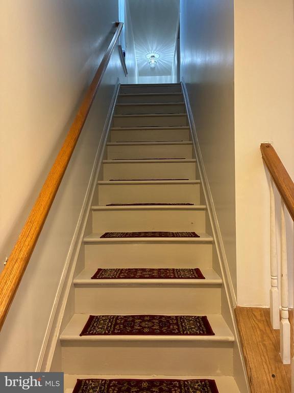 Building Photo - 46 Reading Ave