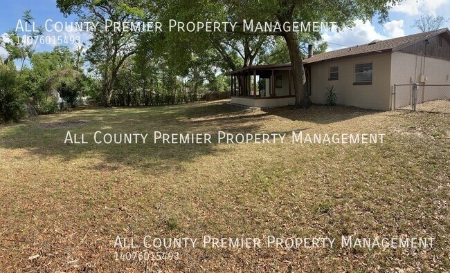 Building Photo - 5524 Saint Josephs Blvd
