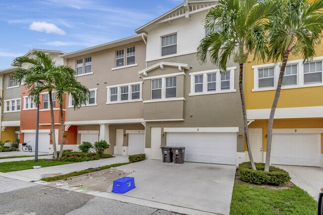 Building Photo - 770 Millbrae Ct