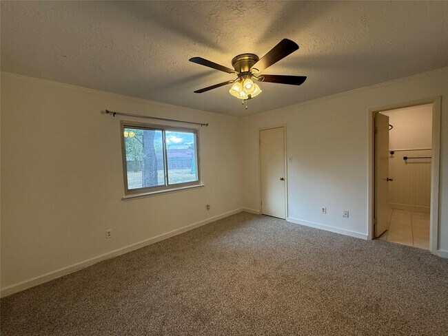 Building Photo - 4722 Enchanted Rock Ln