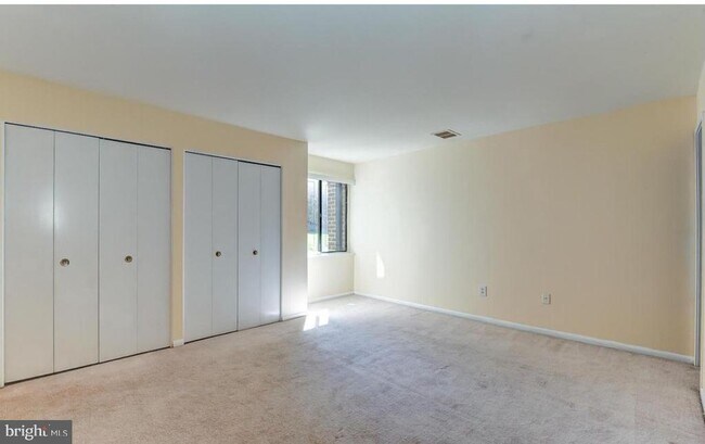 Building Photo - 2114 Bonnywood Ln
