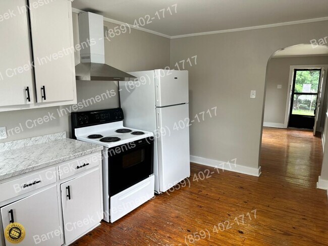 Building Photo - 426-428 Smith (REHAB)