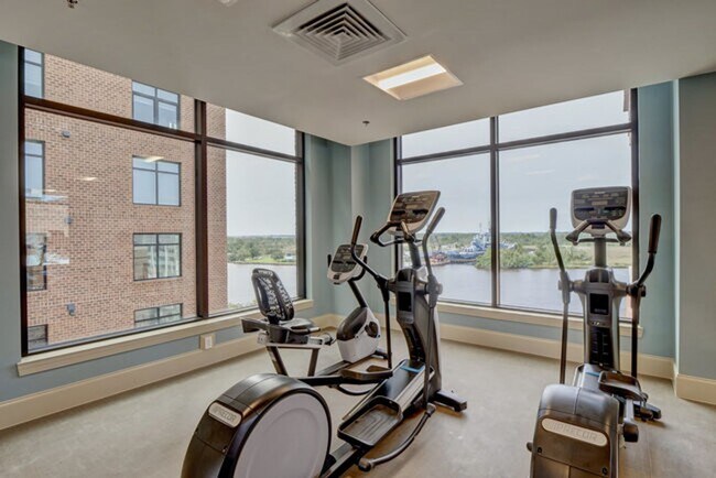 Building Photo - Two bedroom end unit condo with stunning d...