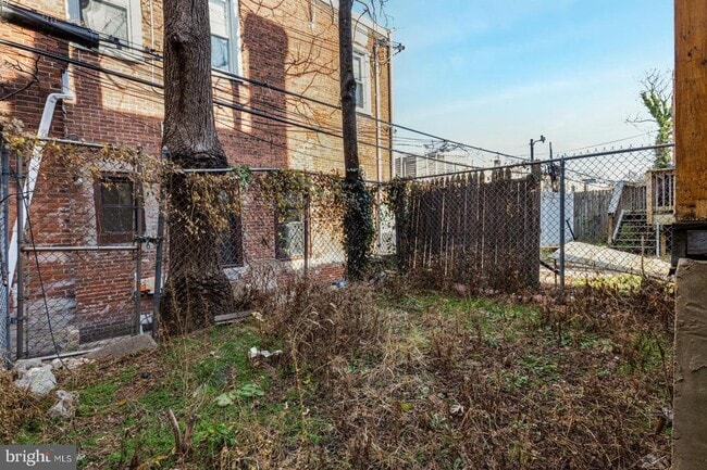 Building Photo - 5147 Hazel Ave