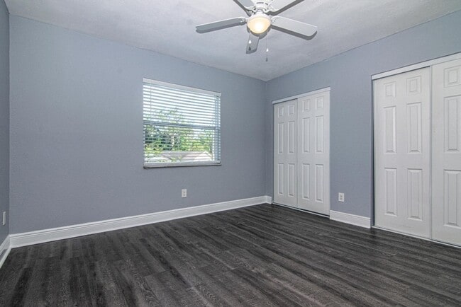 Building Photo - Newly Renovated and Remodeled - 2 Bedroom ...