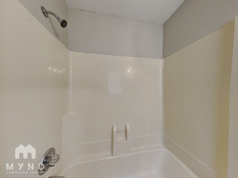 Building Photo - 453 Westgate Blvd