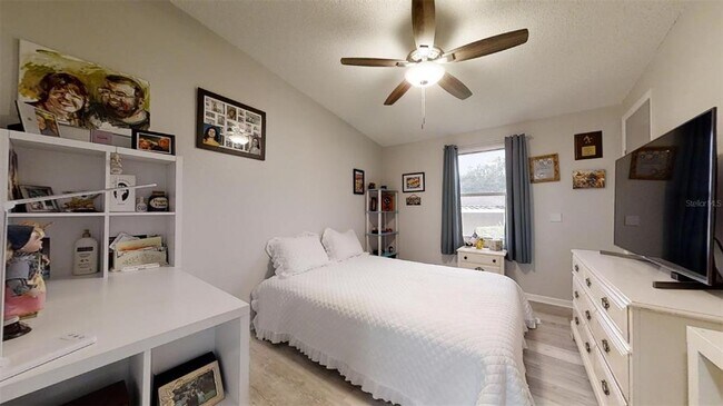 Building Photo - 1519 Hillcrest Dr