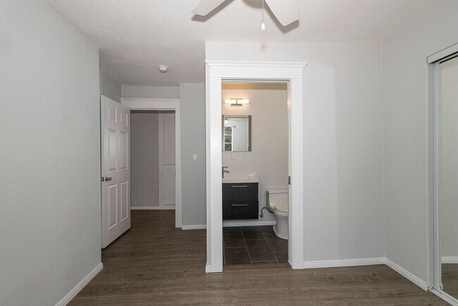 Building Photo - 3463 Plata St