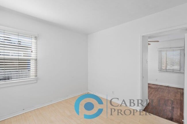 Building Photo - 4332 Cleveland Ave