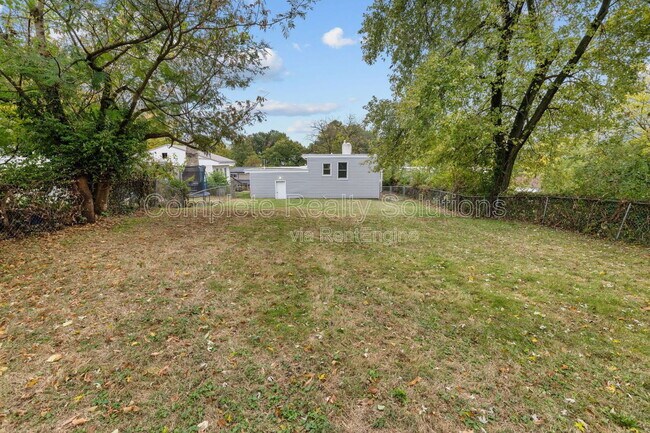 Building Photo - 1821 Korando Ave