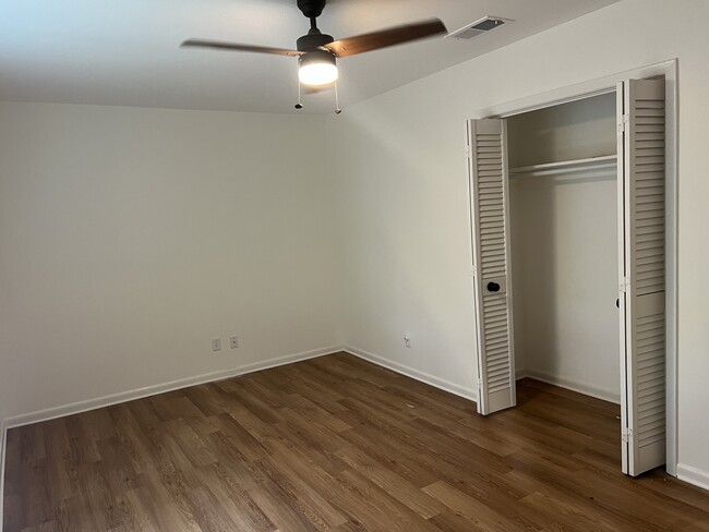 Building Photo - 626 Georgia Ave