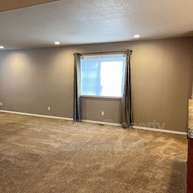 Building Photo - 2235 NW 15th St