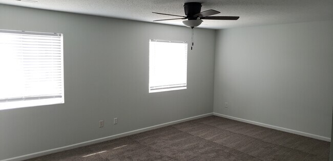 Primary Photo - 5005 Emberly Dr