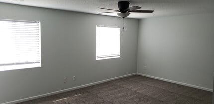 Building Photo - 5005 Emberly Dr