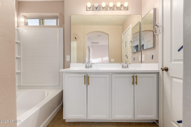 Building Photo - 2031 N 77th Ln