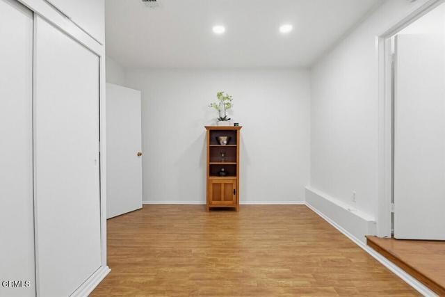 Building Photo - 1608 N Grand Oaks Ave