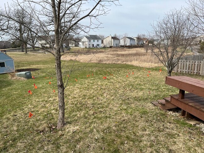 Building Photo - 1327 Fox Chase Dr