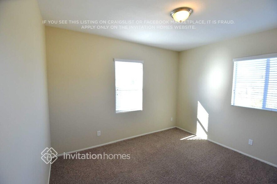 Building Photo - 1956 Montanra Ln