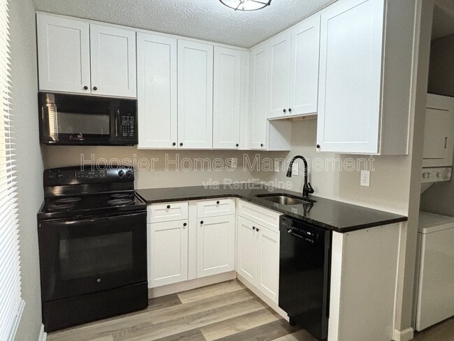 Building Photo - 1340 Barth Ave