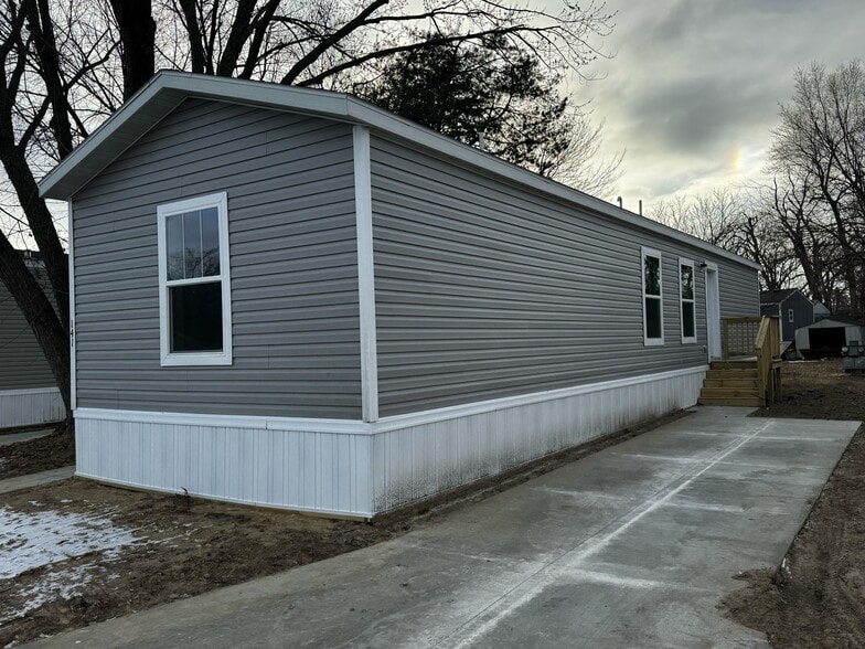 Building Photo - 3510 N 9th St