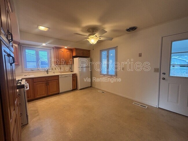 Building Photo - 202 Lody Ln