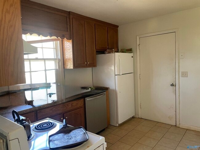 Building Photo - 4605 Broadmeadow Ln NW