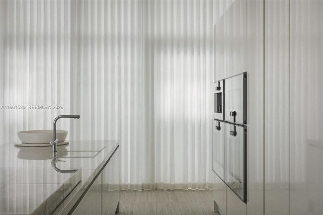 Building Photo - 4701 Meridian Ave