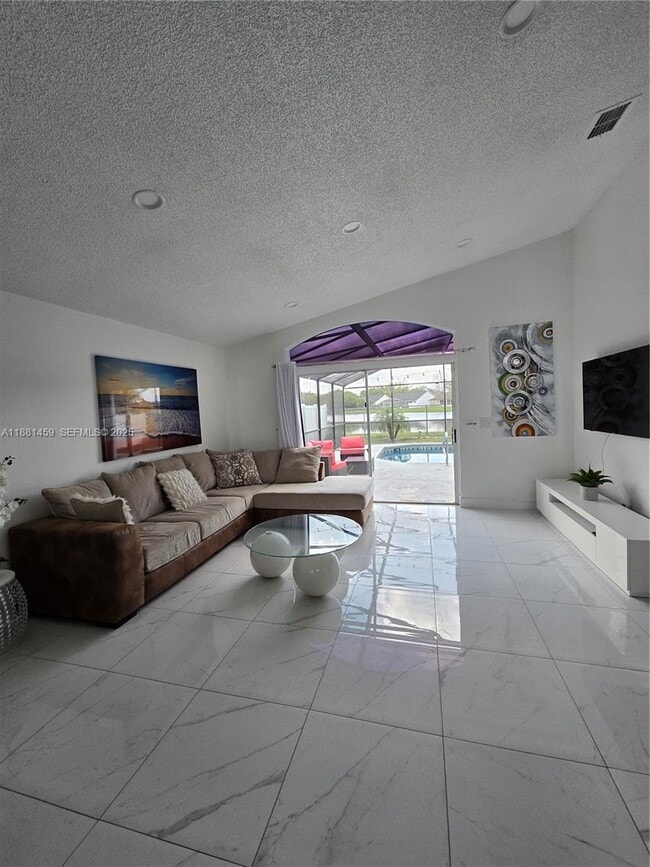 Building Photo - 1445 Avleigh Cir