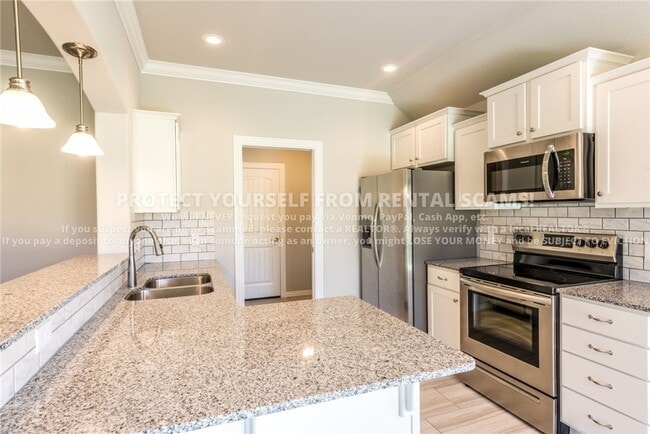 Building Photo - 50 N Benchmark Ln