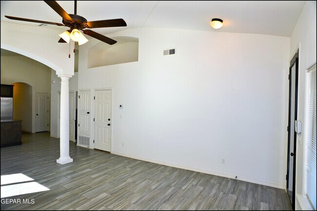 Building Photo - 781 Croxdale St