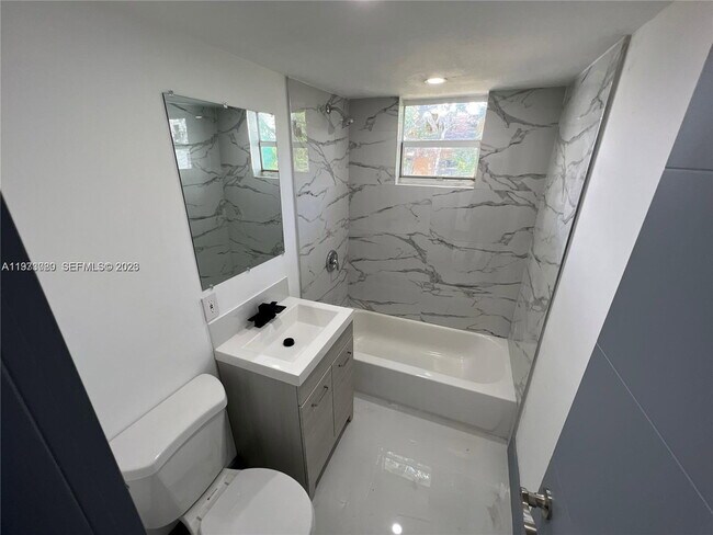 Building Photo - 2441 NW 32nd St