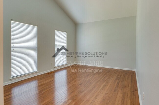 Building Photo - 756 Rolling Fork Dr