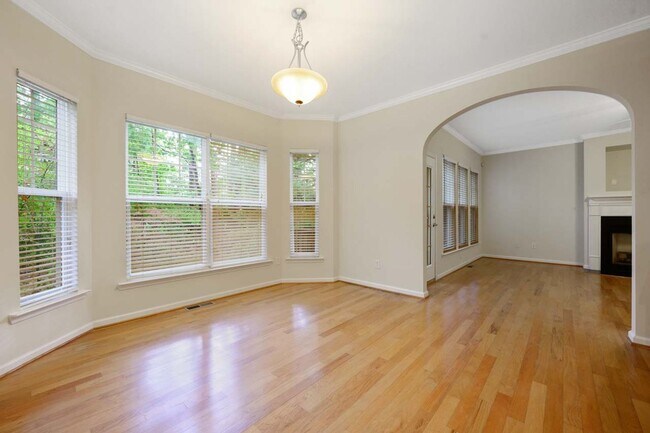 Building Photo - Beautiful 3 BR/2.5 Bath Home in Lyons Farm Community Durham!