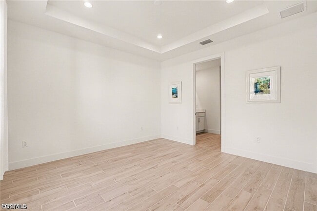 Building Photo - 44283 Panther Dr