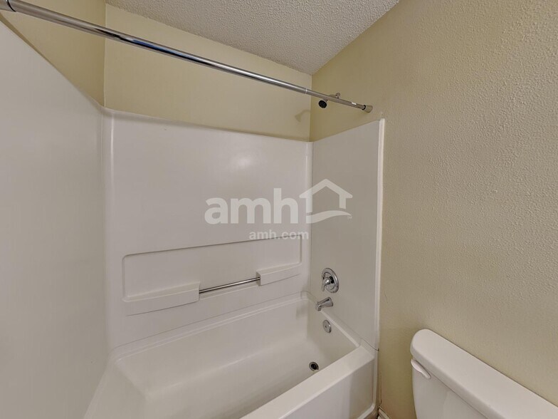 Building Photo - 1722 Brassica Way
