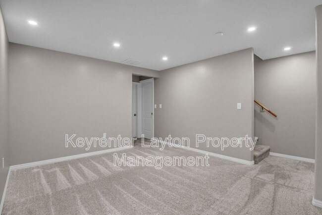 Building Photo - 826 W 1600 S