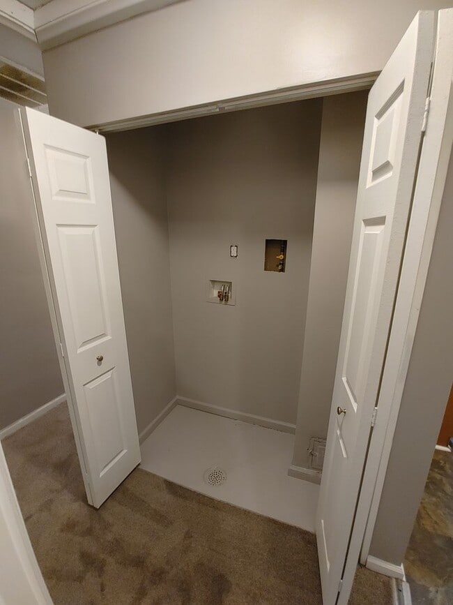 Building Photo - Cute Three Bedroom Ranch in Inkster