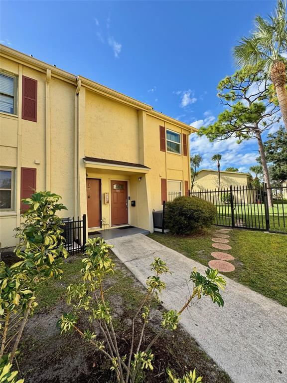Building Photo - 7317 Abonado Rd