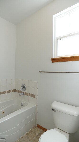 Building Photo - 3925 138th St SE