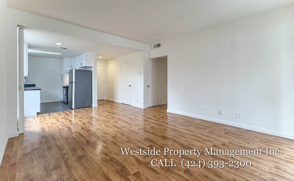 Building Photo - 1558 Brockton Ave