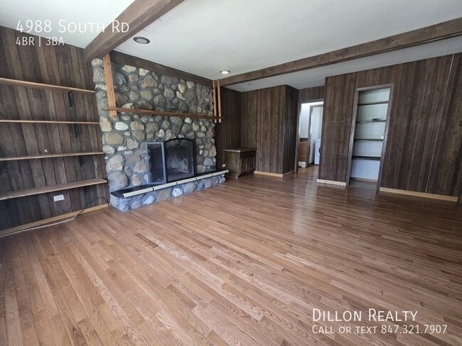 Building Photo - 4988 S Rd