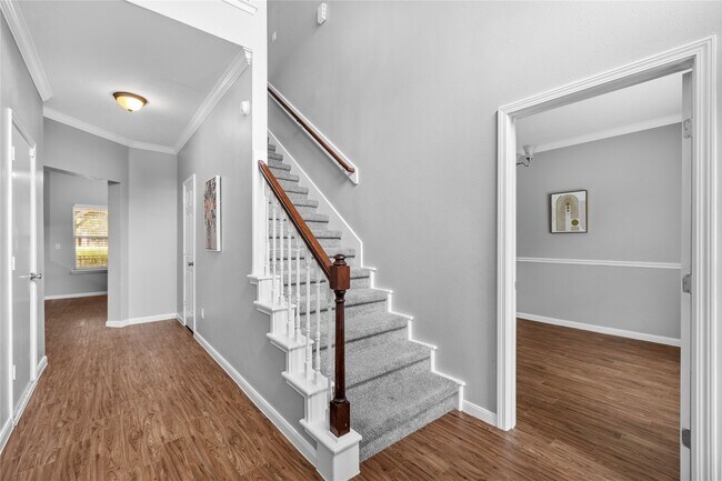 Building Photo - 3327 Shady Glen Ln