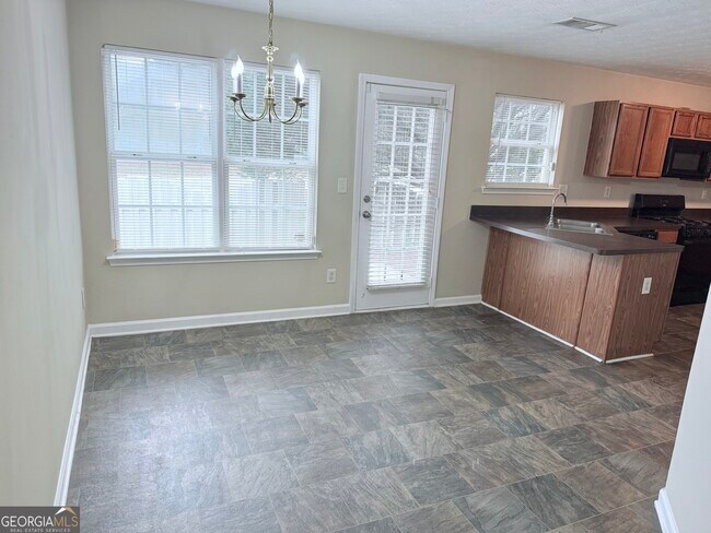 Building Photo - 136 Rankin Cir