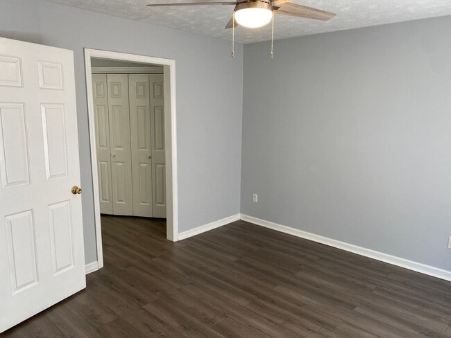 Building Photo - 1283 Exeter Ln