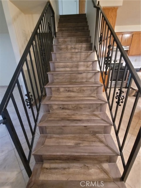 Building Photo - 9229 Stewart and Gray Rd