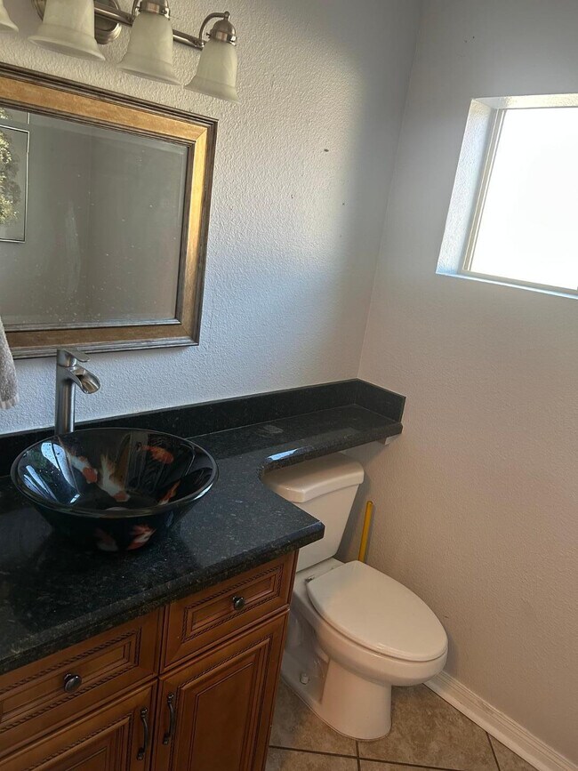 Building Photo - 6916 W Georgia Ave