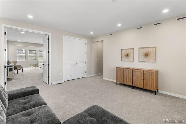 Building Photo - 8484 Orchard City Dr