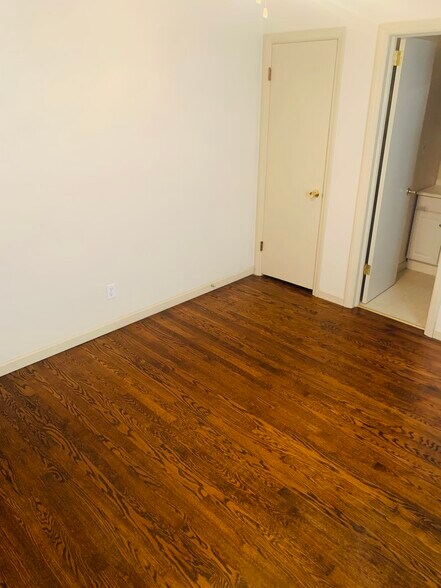 Building Photo - 12810 7th St