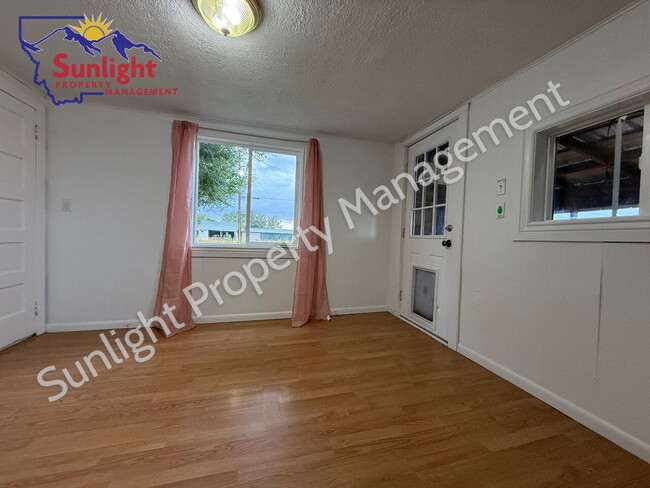 Building Photo - Wide Open Space, Peaceful and Safe 2 Bed 1...