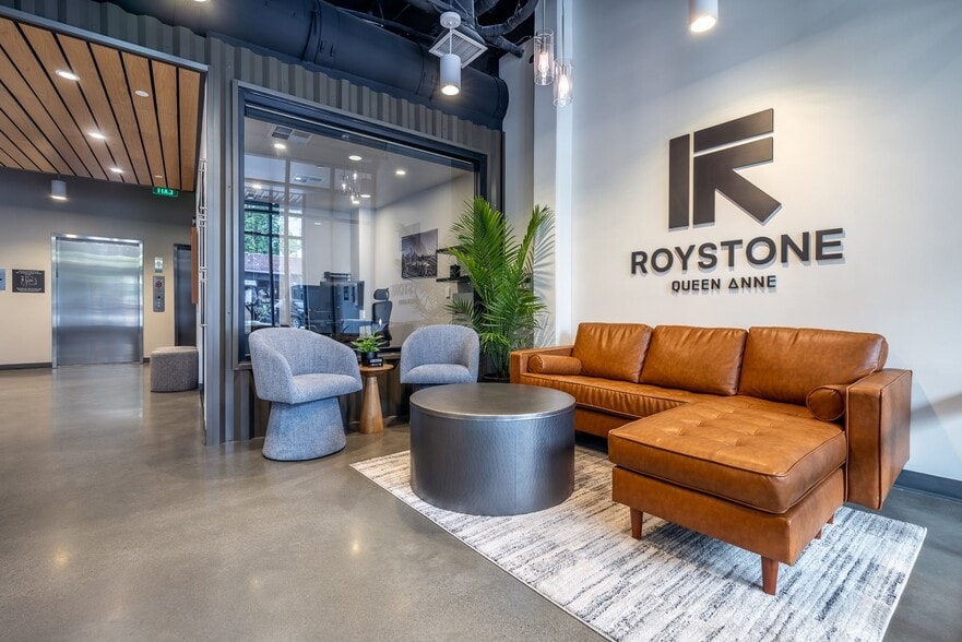 Building Photo - Roystone